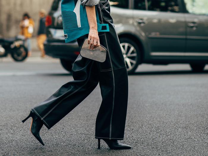The 5 Best Shoe Styles to Wear With Wide-Leg Pants 